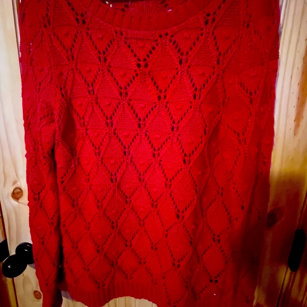Tommy Hilfiger
Red Knit Women's Sweater